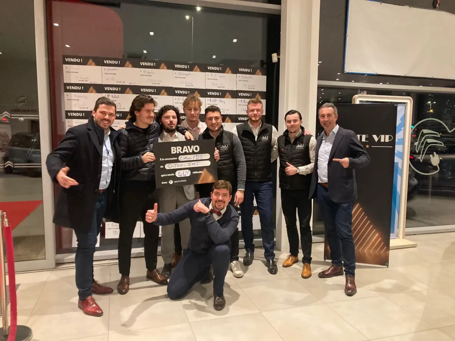 Campagne événementielle automobile - Vente privée showroom concession