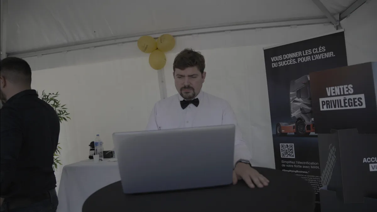 Marketing digital poids lourds B2B - Acquisition leads professionnels transport